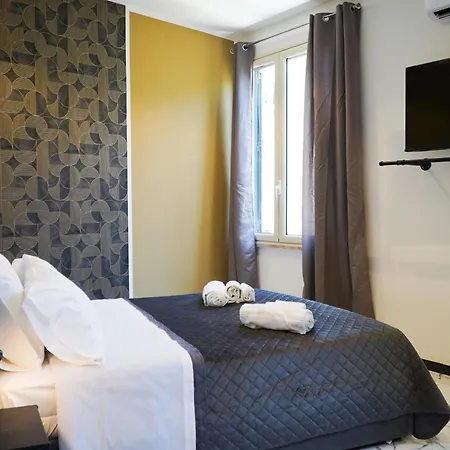 200 Mt Quattro Canti- Rovere パレルモ